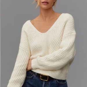 Anthropologie Maeve Cream V-Neck Sculpted Pullover Sweater Size S